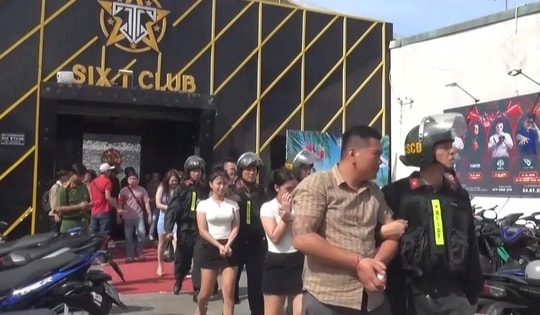 'Đột kích' 3 quán bar ở TPHCM, phát hiện 186 người dương tính ma túy