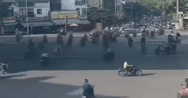 Ô tô đâm hàng loạt xe máy ở Trần Đại Nghĩa - Đại La: Một người tử vong