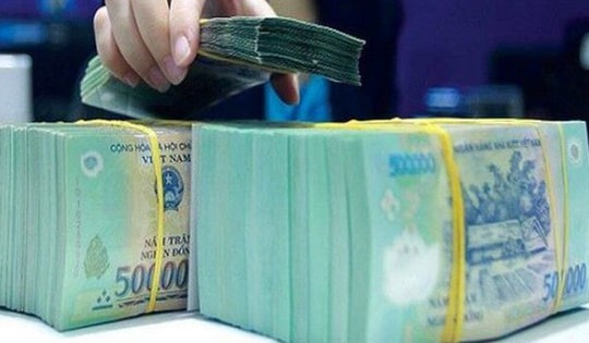 Xuất hiện ngân hàng có lãi suất hơn 8% kỳ hạn 12 tháng: Gửi tiết kiệm 100 triệu đồng 12 tháng nhận tối đa bao nhiêu tiền lãi?