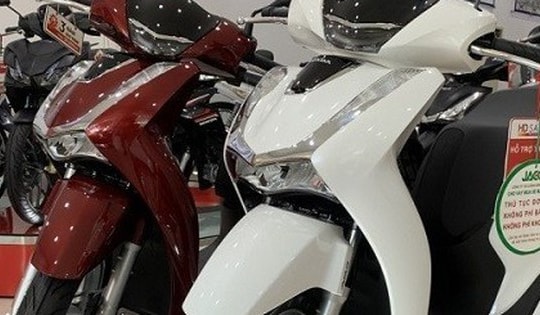 Giá xe SH mới nhất giảm kịch sàn, có bản thấp hơn cả niêm yết, hiện tượng hiếm thấy của xe máy Honda