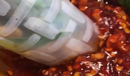 Cách làm chả cá cuốn rau răm lạ miệng, cực ngon và đơn giản tại nhà