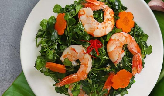 Loại rau tốt nhất thế giới trồng 1 lần ăn mấy chục năm, canxi giàu gấp đôi sữa bò giúp trẻ cao lớn