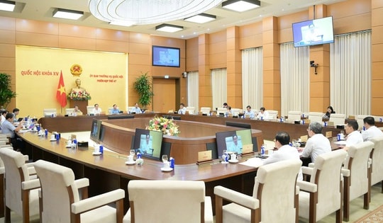 Đưa hoạt động livestream, bán hàng tiếp thị liên kết vào dự án Luật Thương mại điện tử