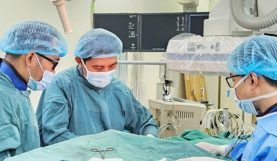 Người đàn ông suýt tử vong 2 lần khi ngủ vì bệnh di truyền hiếm gặp