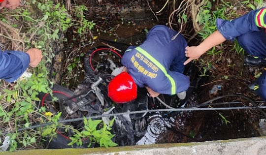 Người nước ngoài tử nạn khi lái mô tô phân khối lớn trên bán đảo Sơn Trà