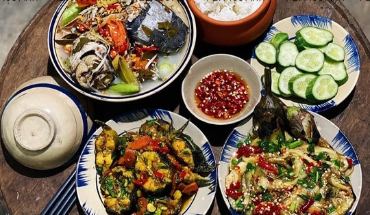 Gợi ý các mâm cơm tối ‘chạm tim’, tuy giản dị nhưng khiến gia đình chẳng nỡ rời bàn ăn
