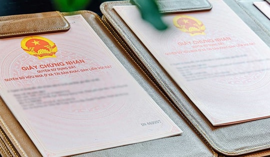 Thủ tục sang tên sổ đỏ 2025 cần những giấy tờ gì theo quy định mới nhất của Luật Đất đai?