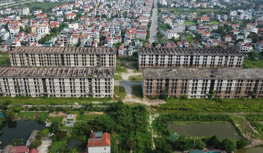 Thâm nhập bên trong ký túc xá bỏ hoang sắp trở thành nhà ở công vụ mới của Ninh Bình