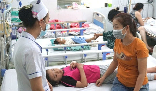 Sốt xuất huyết, tay chân miệng, COVID-19 có xu hướng tăng, Bộ Y tế yêu cầu tăng cường phòng chống