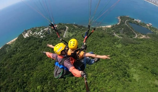 Từ vụ du khách tử nạn khi chơi dù lượn: Giấy miễn trừ trách nhiệm có giá trị pháp lý thế nào?