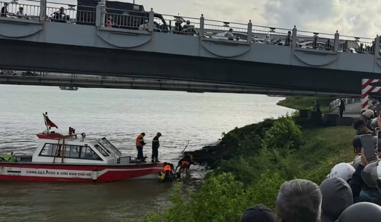 Kẻ gây ra vụ án mạng ở Huế đã nhảy cầu tự tử