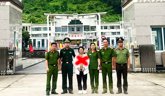 Nữ quái sa lưới sau 7 năm vượt biên, sinh con để trốn thi hành án