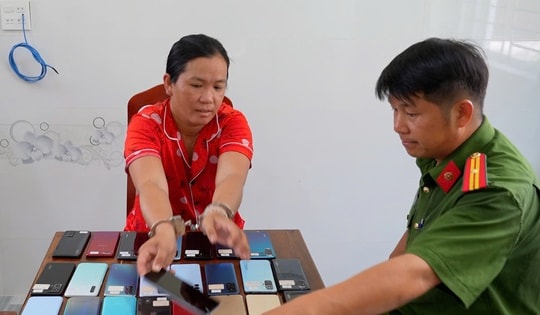 Bắt giữ 'nữ quái' trộm hàng loạt điện thoại ở Lâm Đồng