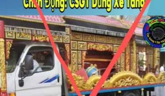 Thực hư video CSGT dừng xe tang giữa đường, bé gái bất ngờ chui ra từ quan tài