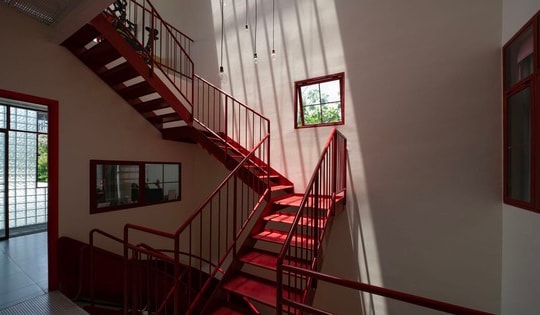 Ấn tượng với ngôi nhà với tông màu bắt mắt