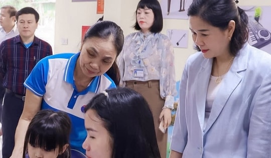 Nghệ An kiện toàn hệ thống y tế cơ sở, thúc đẩy chuyển đổi số y tế