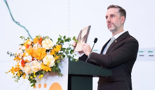 Đảm bảo mọi cá nhân và cặp vợ chồng đều có quyền tự quyết về sinh sản vì một tương lai phát triển bền vững