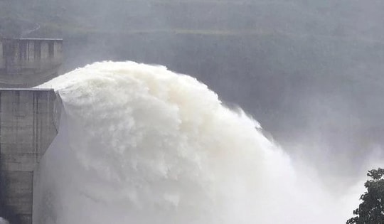 Chiều nay mở cửa xả đáy thủy điện Tuyên Quang ứng phó với mưa lớn