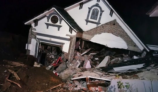 Sạt lở ở Lào Cai khiến 2 người chết, 3 người bị thương