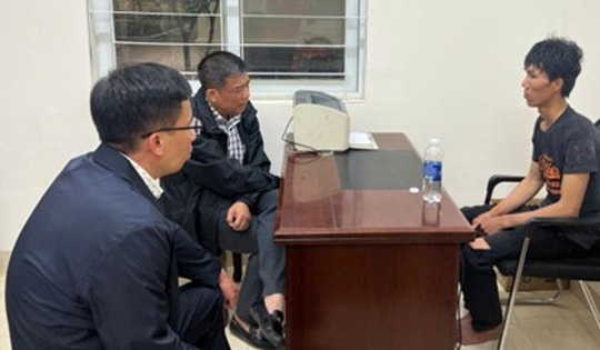 Giải cứu thành công nữ chủ quán bị kẻ ngáo đá khống chế bằng dao