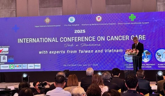 AVer mang giải pháp y tế kết nối AI đến Hội nghị quốc tế 2025 về Điều trị ung thư: Truyền thống và hiện đại