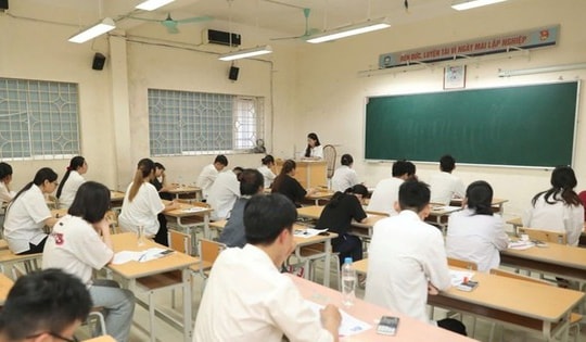 Những con số đáng chú ý trong phổ điểm thi tốt nghiệp THPT 2025