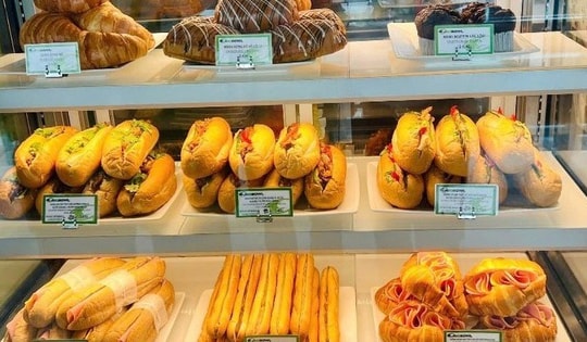 Vụ bánh mỳ giá 208.000 đồng: Các cửa hàng ở Nội Bài phải niêm yết giá công khai