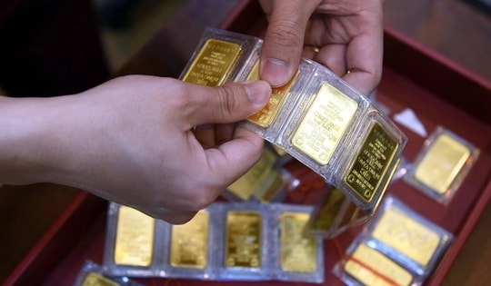 Giá vàng hôm nay ngày 16/7 tiếp tục giảm mạnh