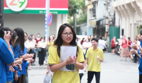 Top trường THPT Hà Nội có điểm trung bình thi tốt nghiệp cao nhất