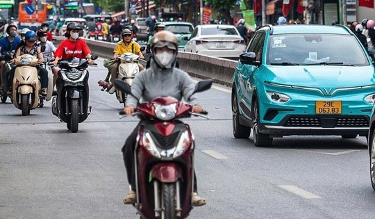 Giải pháp để Hà Nội cấm xe máy chạy xăng trong nội đô