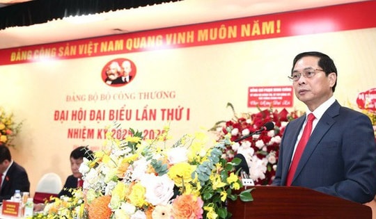 Phó Thủ tướng Bùi Thanh Sơn: Công Thương là 'lá cờ đầu' trên mặt trận kinh tế