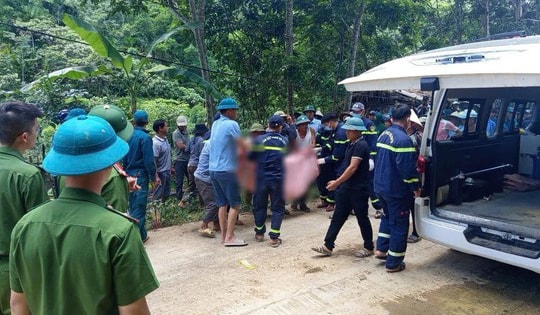 Đã tìm thấy thi thể người phụ nữ bị lũ cuốn khi chăm đàn vịt ở Phú Thọ