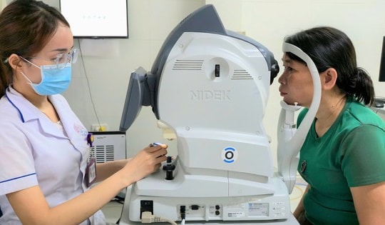 Bệnh viện Nội tiết Nghệ An tiên phong ứng dụng AI sàng lọc biến chứng mắt do đái tháo đường