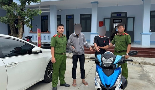 Bắt gọn 2 thanh niên cướp giật tài sản của người đi đường