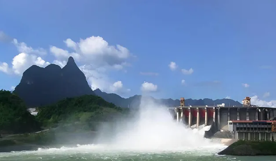 Đóng 1 cửa xả đáy thủy điện Tuyên Quang đảm bảo an toàn cho hạ du khi mưa lớn