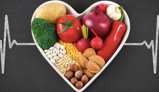 10 thói quen ăn uống có thể làm tăng nguy cơ mắc bệnh tim