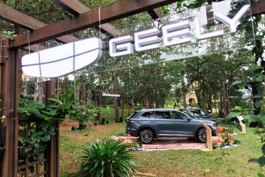 Geely Monjaro mang khung gầm Volvo có bản Hybrid