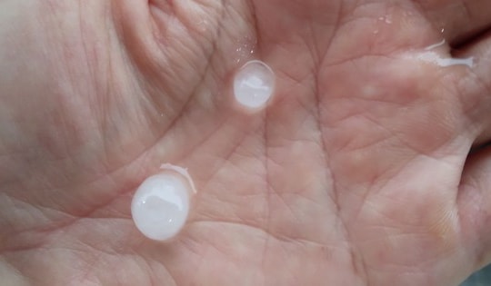 Mưa đá xuất hiện ở Quảng Ninh trước khi bão Wipha đổ bộ vào đất liền