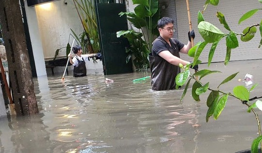 38 tuyến phố Hà Nội có nguy cơ ngập sau cơn mưa dông chiều nay