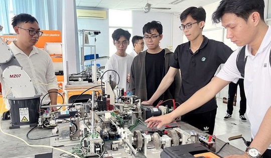 Sinh viên ngành cơ bản, bán dẫn sẽ nhận học bổng 2,8 đến 5,6 triệu đồng/tháng?