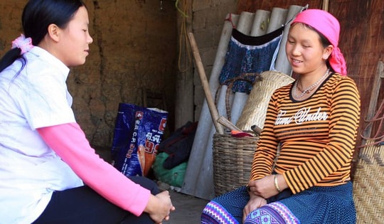 Tiêu chuẩn đối với nhân viên y tế thôn bản và cô đỡ thôn bản