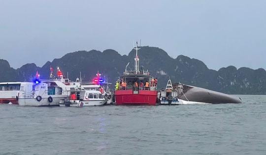 Cơn mưa dông mạnh gây lật tàu du lịch ở Quảng Ninh diễn biến thế nào, có còn dông lốc bất ngờ nữa không?