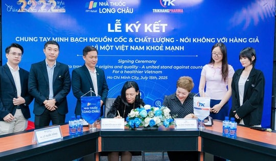 Trí Khang Pharma đồng hành cùng Long Châu trong Liên minh minh bạch – Hướng tới thị trường chăm sóc sức khỏe an toàn và chính trực cho người Việt