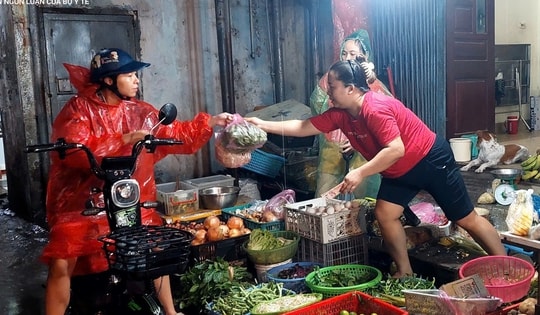 Hình ảnh cuộc sống người dân Quảng Ninh trước khi bão số 3 đổ bộ