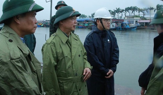 Phó Thủ tướng Trần Hồng Hà kiểm tra, chỉ đạo công tác phòng, chống bão số 3 ở Hải Phòng