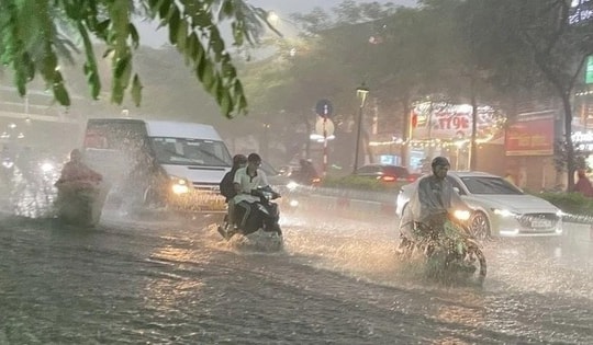 Bão số 3 đã đi vào đất liền các tỉnh Hưng Yên, Ninh Binh