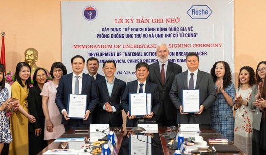 Phối hợp thúc đẩy phát hiện sớm, nâng chất lượng điều trị 2 bệnh ung thư phổ biến ở phụ nữ Việt Nam