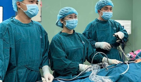 'Giải cứu' dạ dày bị xoắn cho bé trai 2 tuổi ở Quảng Ngãi