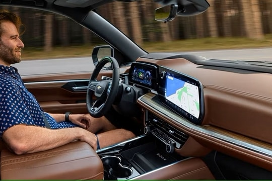 Công nghệ AI của GM có thể điều khiển cảm xúc của người lái