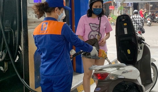 Giá xăng được dự báo giảm, giá dầu tăng trong kỳ điều hành ngày mai 24/7